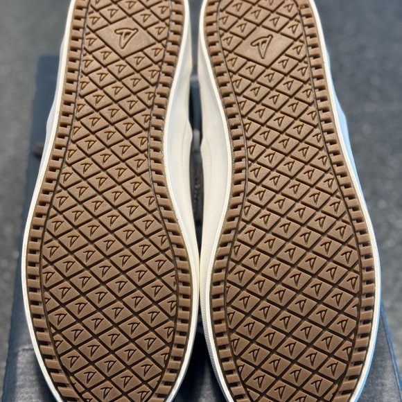 Sperry Crest Side Zip Cozy Sneaker, Size 7.5 - Picture 6 of 9